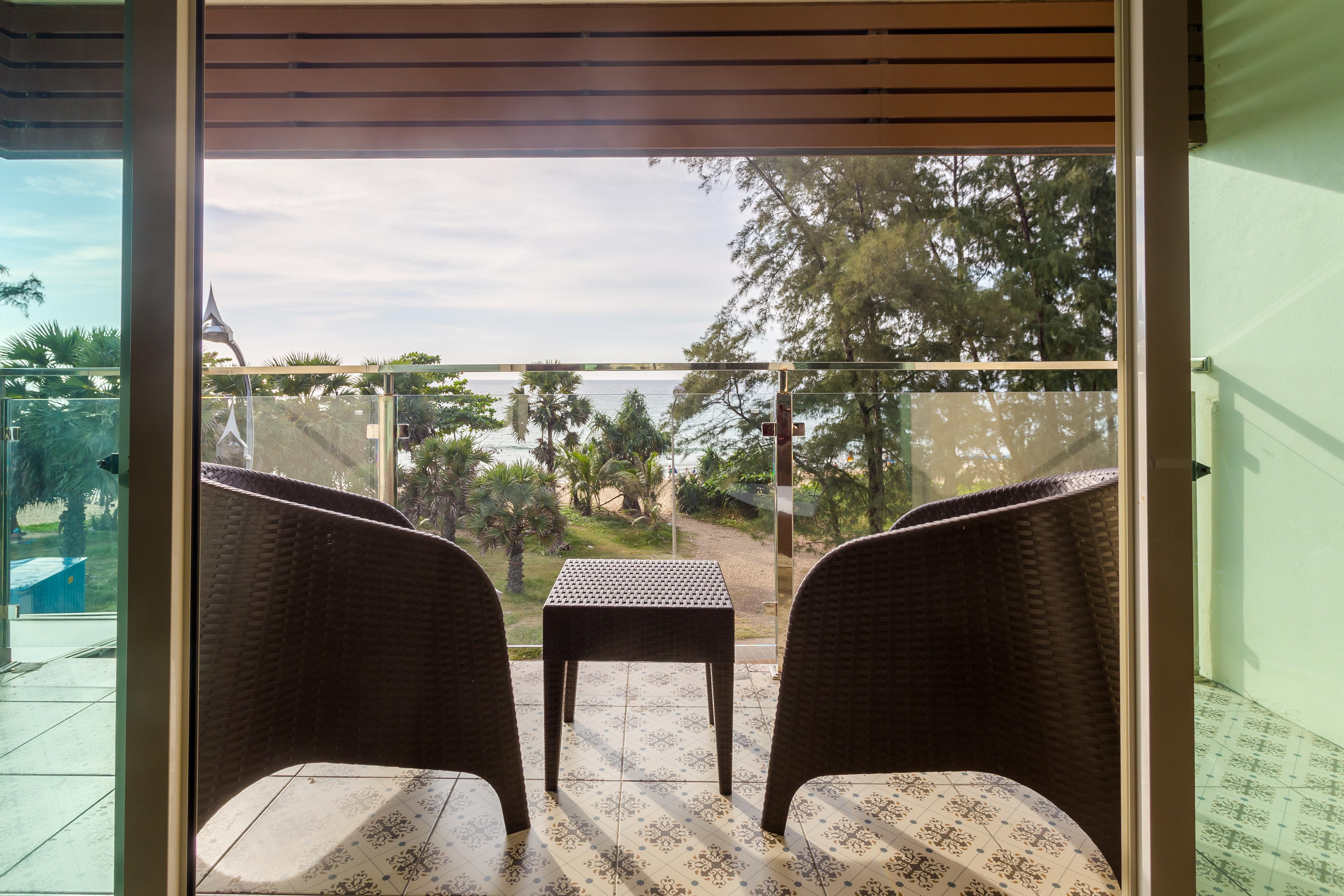 Anda Beachside Hotel Karon Ngoại thất bức ảnh