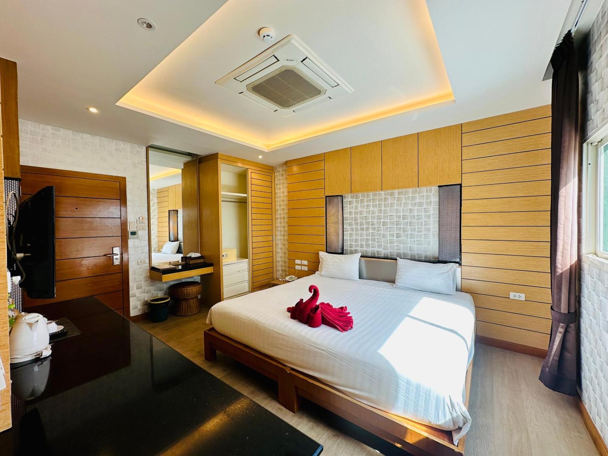 Anda Beachside Hotel Karon Ngoại thất bức ảnh